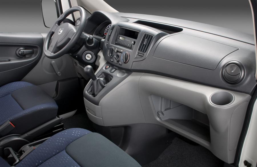  Nissan NV200 2009 года  (фото 106 из 108)